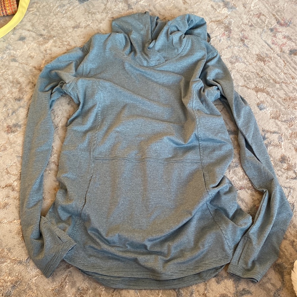 really cute workout top